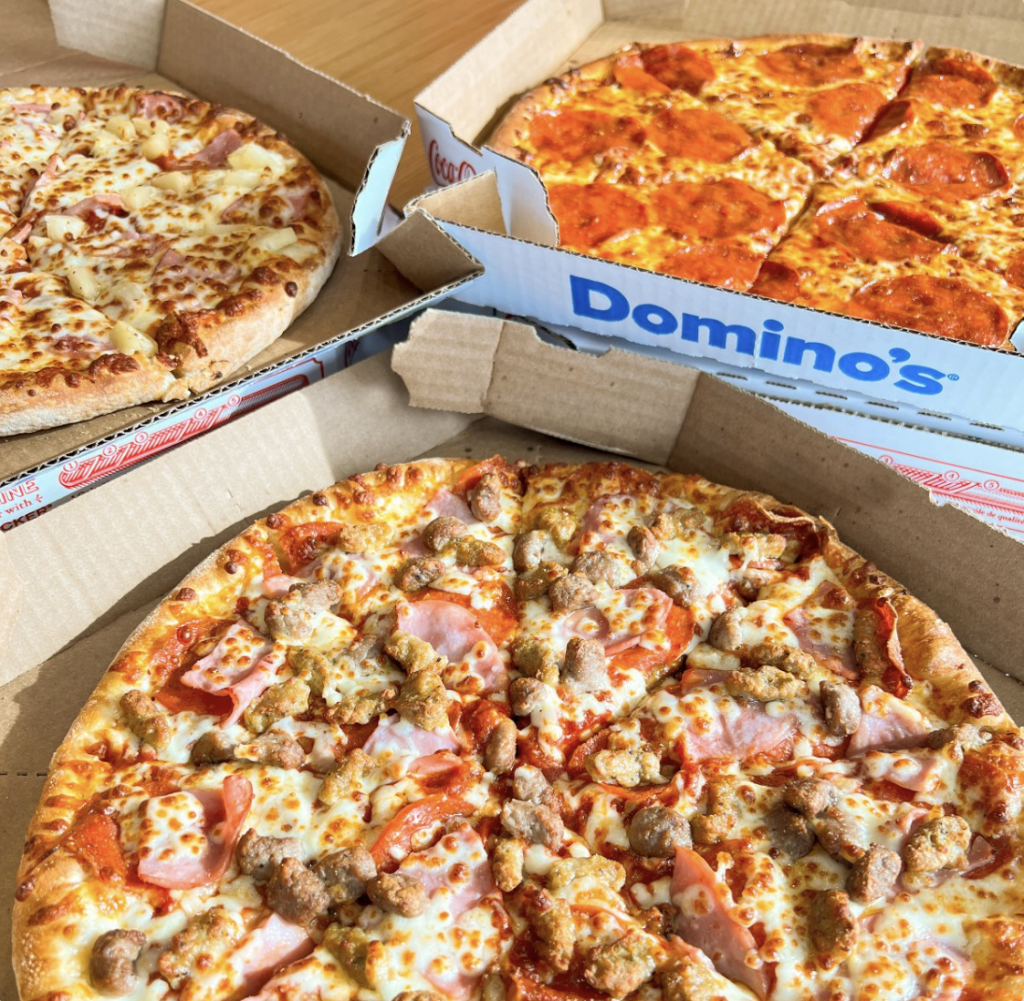 this-fast-food-pizza-chain-is-having-the-best-moving-day-special-in