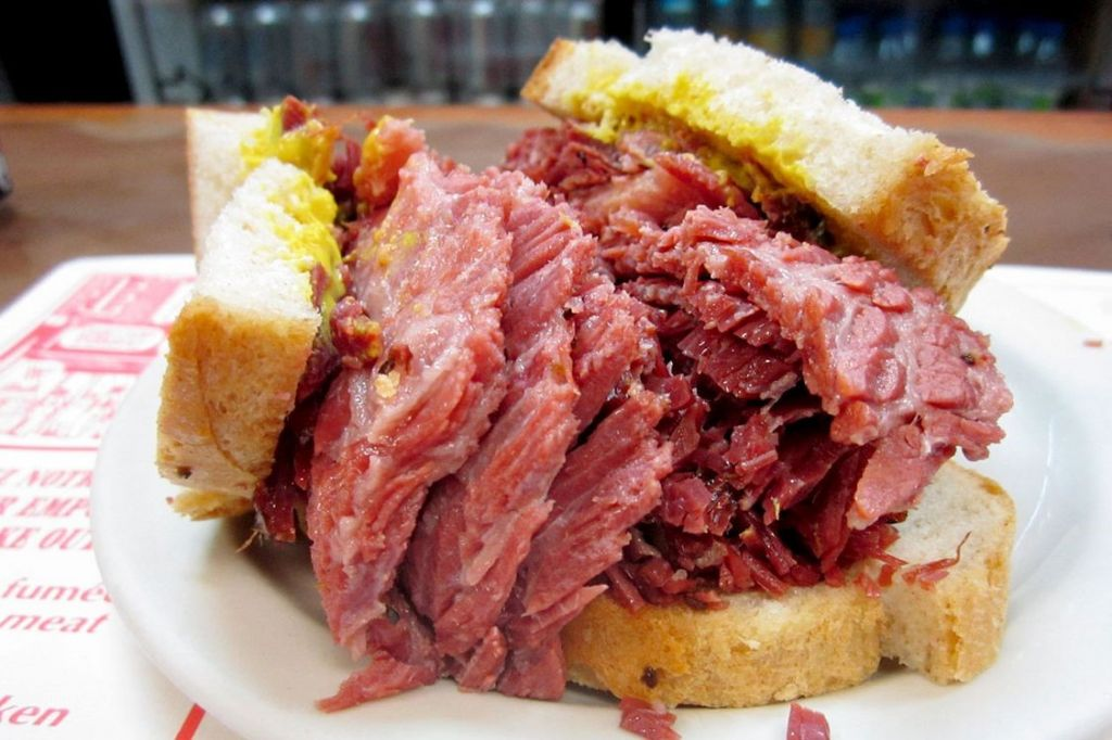 Best Smoked Meat Restaurants In Montreal | LiveMtl.ca