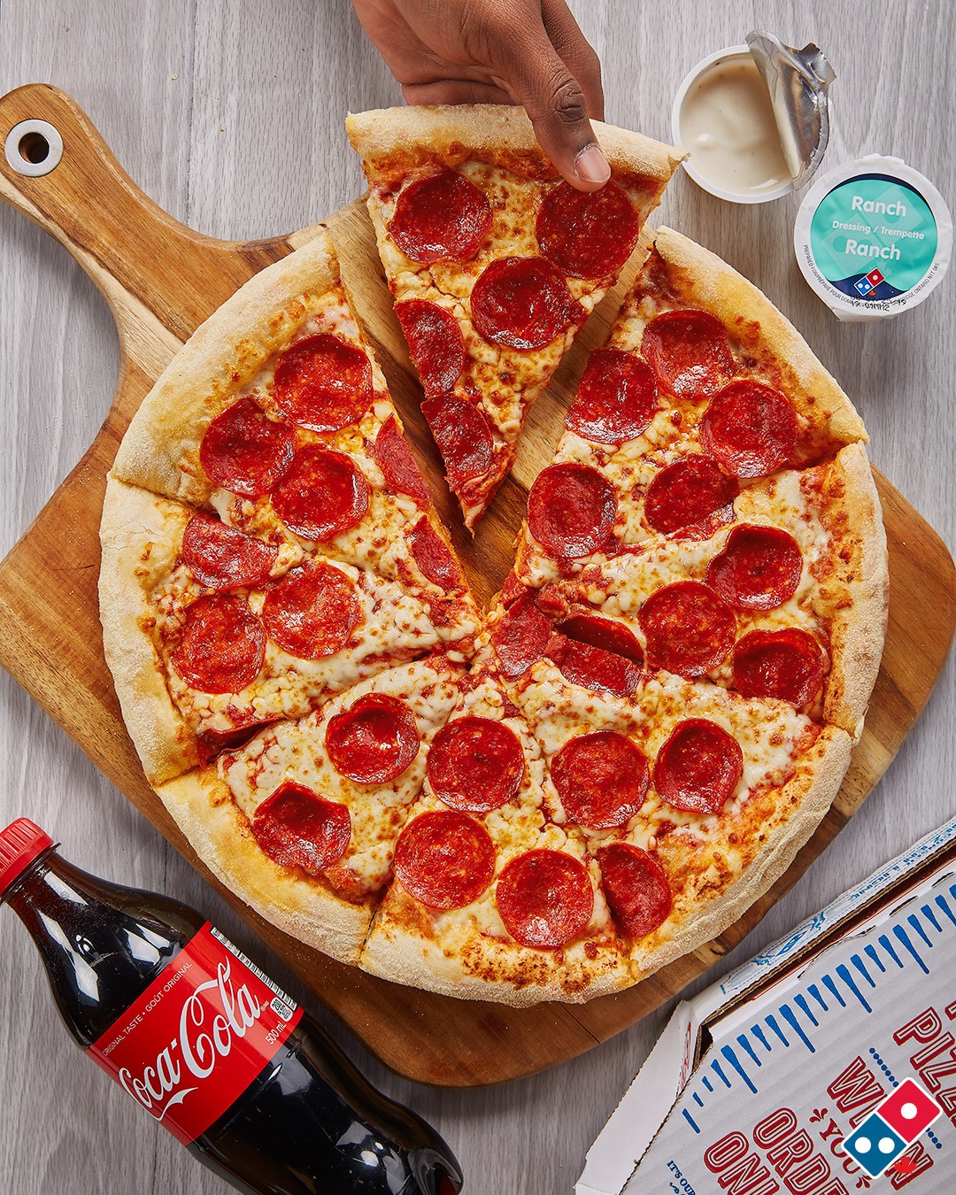 Here's How To Get A Free Medium Domino's Pizza LiveMtl.ca