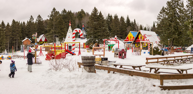 Le village magique du père Noël ouvre le mois prochain et il se situe à